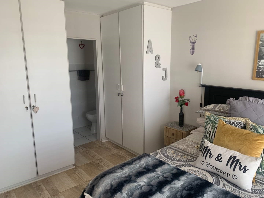 To Let 2 Bedroom Property for Rent in De Bakke Western Cape